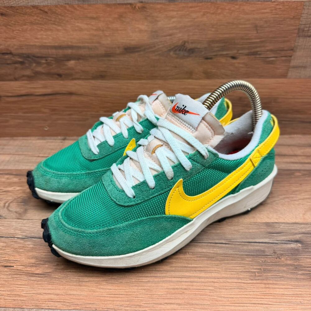 Nike Waffle Debut Green Yellow Women’s size  6 Athletic Sneaker